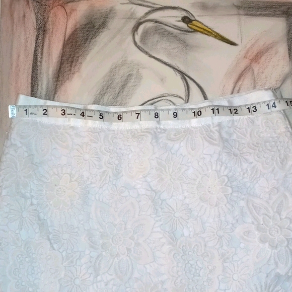 TOPSHOP White Lace Overlay MiniSkirt - Picture 8 of 10